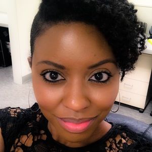 Meet your Posher, Tera